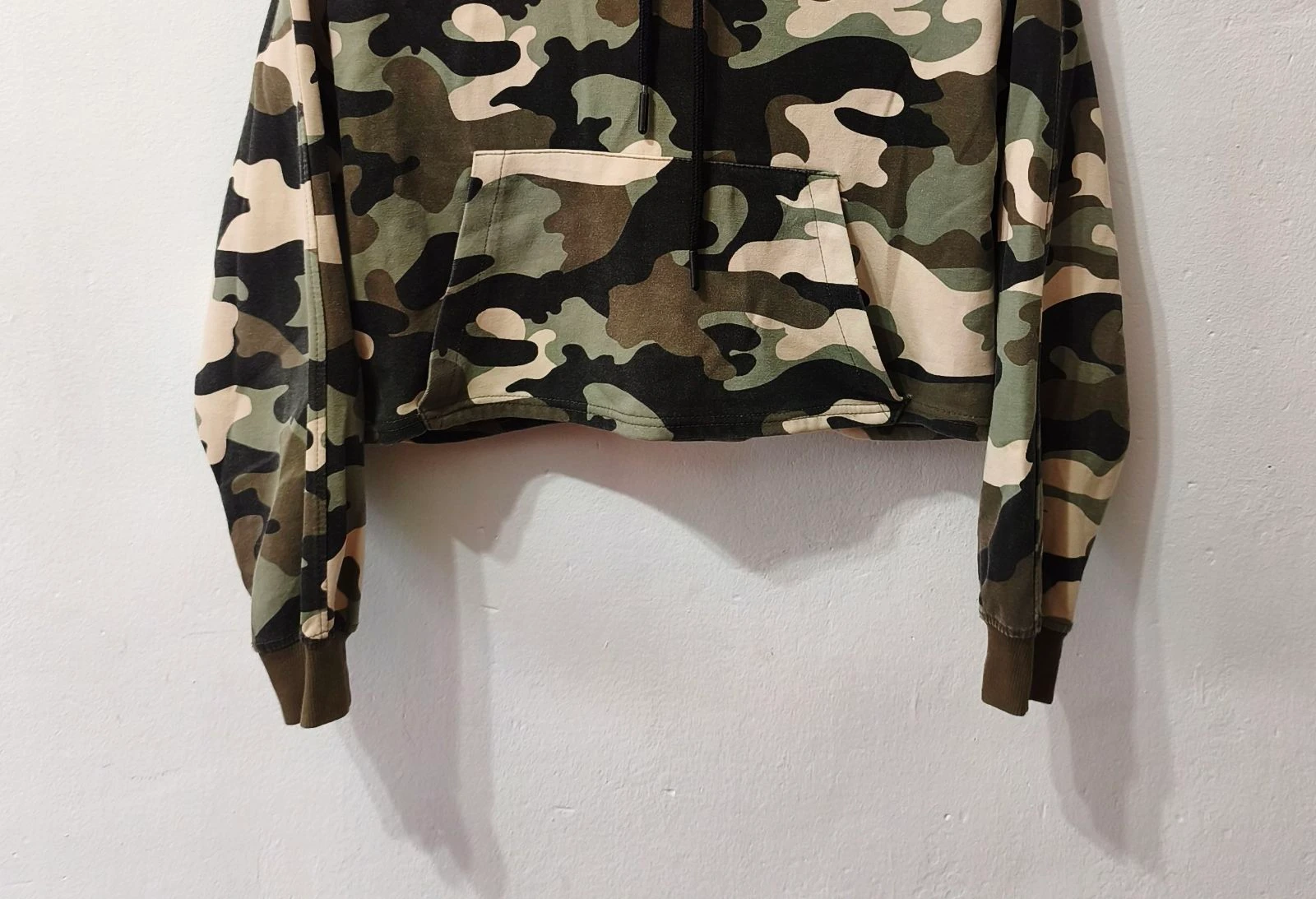 Cropped camouflage hoodie Bershka dames Maat S – photo 6